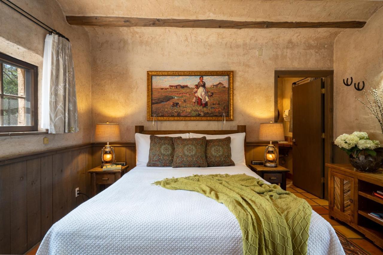 Chambre Lit Queen-size - Accessible aux Personnes à Mobilité Réduite