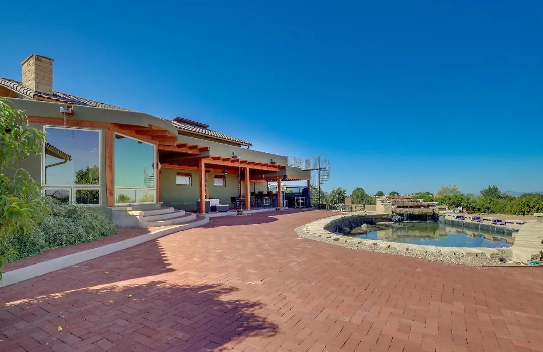 Scenic Santa Fe Vacation Rental W/ Views + Hot Tub-1