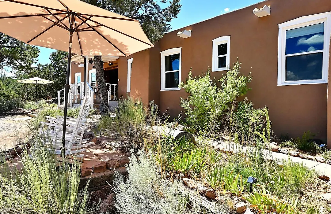 Tesuque Outpost Casita H Best views in Santa Fe-1