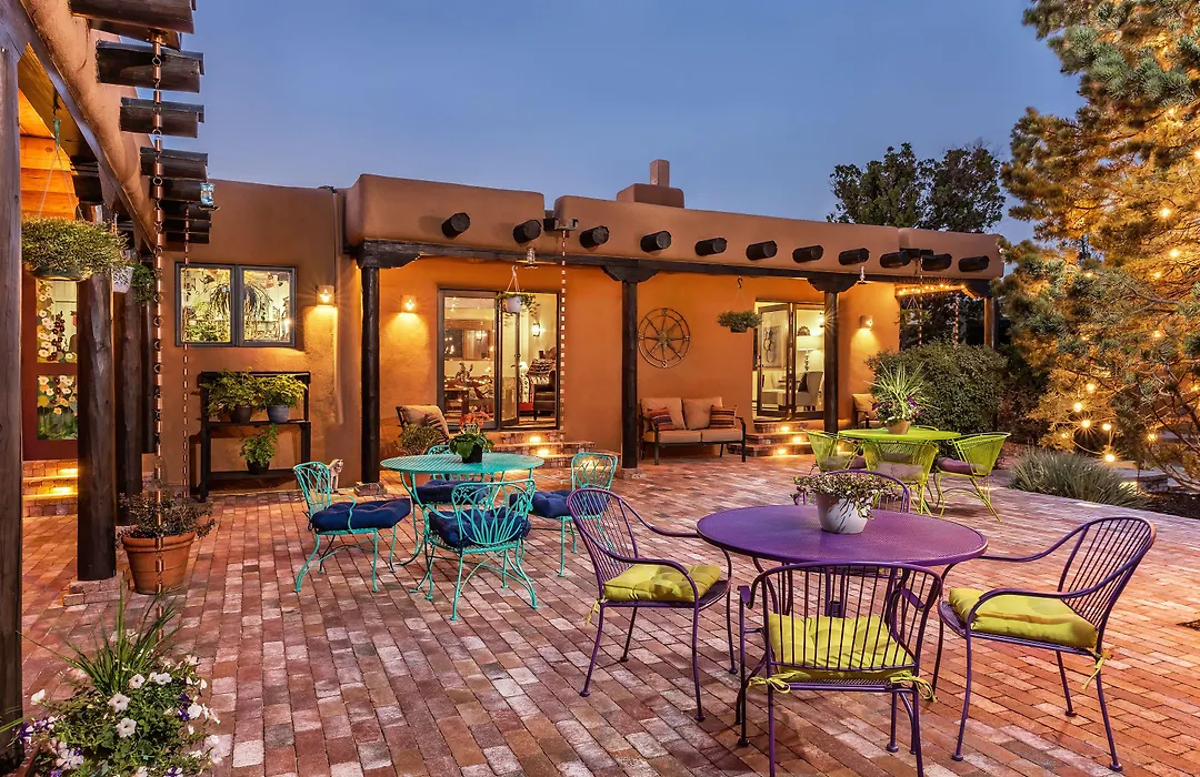 Bobcat Inn-1
