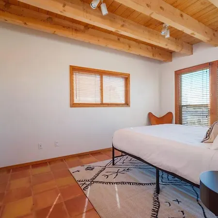 Casa Escondido- Quiet, Decks, 3Br, El Dorado-2