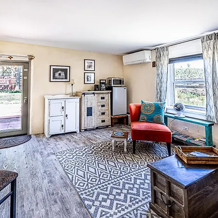 Pet Friendly Pinon Heaven-2