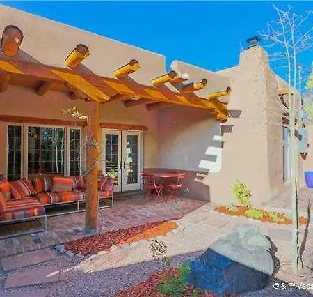 Casa Sin Nombre Two-Bedroom Holiday Home-2